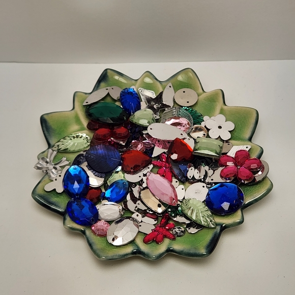 4 For $10 Sew on embellishments in multiple colors, sizes, styles, 1 random Bag - Picture 3 of 7